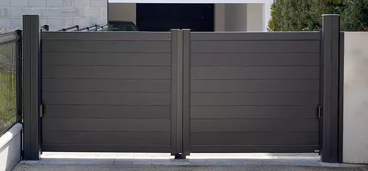 Common Residential Gate Issues We Resolve in Quincy, IL